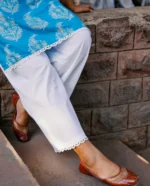 Women Blue Printed Kurta - Image 2